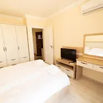 Burgas Beach Resort Apartments Aparthotel 4*