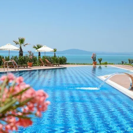 Burgas Beach Resort Apartments Lägenhetshotell 4*
