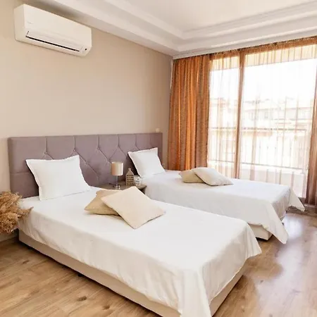 Burgas Beach Resort Apartments Apart-hotel 3*