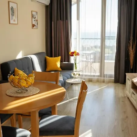 Burgas Beach Resort Apartments 布尔加斯