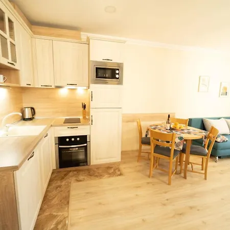 Burgas Beach Resort Apartments Бургас