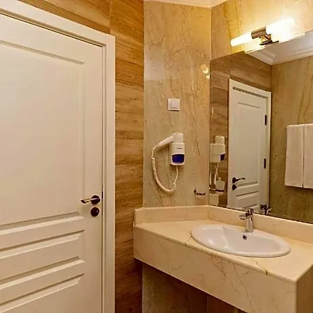 Burgas Beach Resort Apartments 4* Burgasz