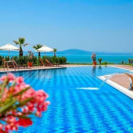 Burgas Beach Resort Apartments Apartmanhotel Burgasz